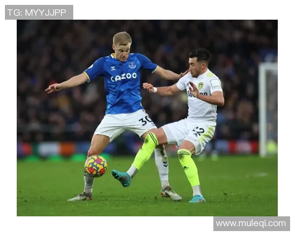 足球球星意外受伤瞬间盘点回顾全场震撼场面令人心痛